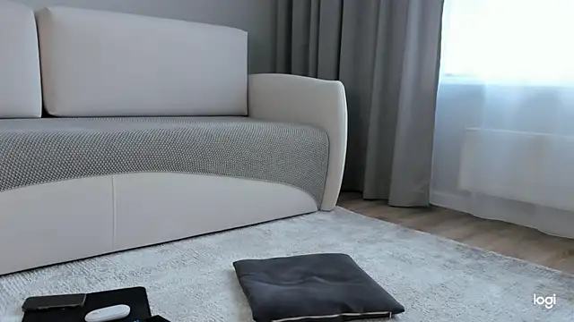 AmelinaLove online show from 04-10-26, 02:17