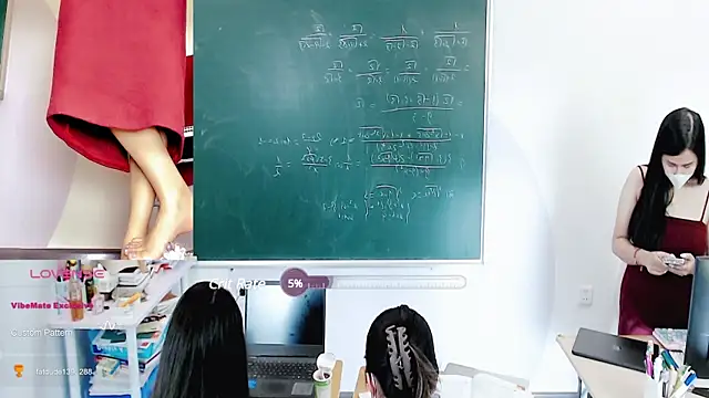 Snapshot of _Math_ chatting on 02-13-25, 07:03 Math online show from 02-13-25, 07:03