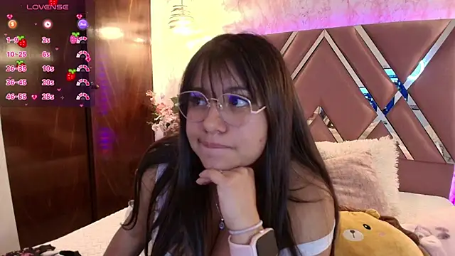 Miaa Smiith1 online show from 01-31-25, 02:37