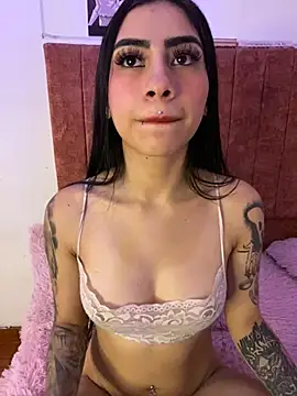 Snapshot of Bunny_sexy01 chatting on 02-08-25, 01:43 Bunny sexy01 online show from 02-08-25, 01:43