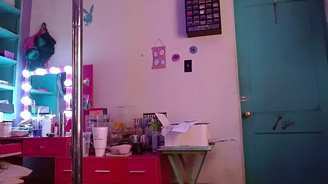 watermellonpussy online show from 02-27-26, 05:57