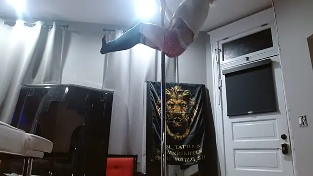 watermellonpussy online show from 06-18-26, 09:14