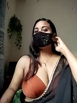 Snapshot of SimaRoy- chatting on 01-19-26, 01:42 SimaRoy- online show from 01-19-26, 01:42