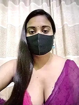 Snapshot of SimaRoy- chatting on 05-08-26, 01:38 SimaRoy- online show from 05-08-26, 01:38