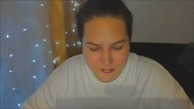 Snapshot of _madalexa_ chatting on 09-24-25, 10:57 madalexa online show from 09-24-25, 10:57