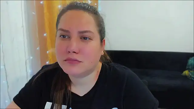 Snapshot of _madalexa_ chatting on 10-16-25, 07:26 madalexa online show from 10-16-25, 07:26