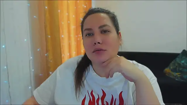 Snapshot of _madalexa_ chatting on 11-05-25, 06:02 madalexa online show from 11-05-25, 06:02