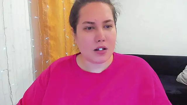 Snapshot of _madalexa_ chatting on 03-08-26, 03:05 madalexa online show from 03-08-26, 03:05