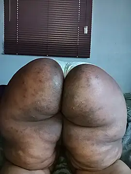 Snapshot of sotho_ssbbw chatting on 07-28-26, 11:17 sotho ssbbw online show from 07-28-26, 11:17