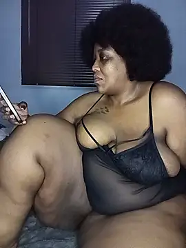 Snapshot of sotho_ssbbw chatting on 07-30-26, 01:26 sotho ssbbw online show from 07-30-26, 01:26