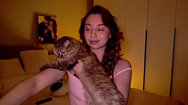 DanielaWisse online show from 06-12-26, 08:41