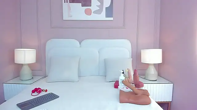 Sara Vanegas online show from 11-28-25, 11:35