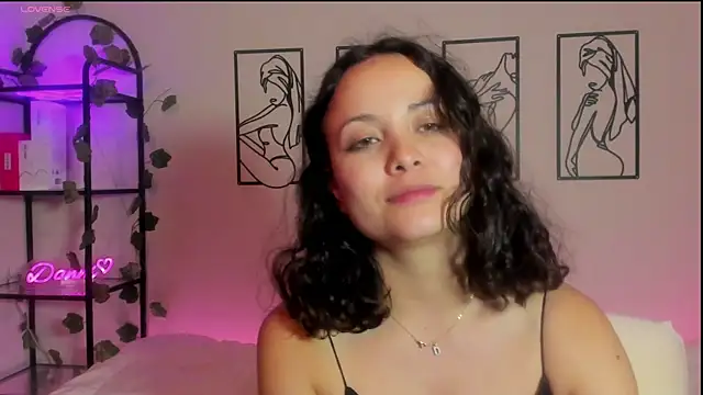 Megan Rodrigo online show from 03-03-25, 01:31