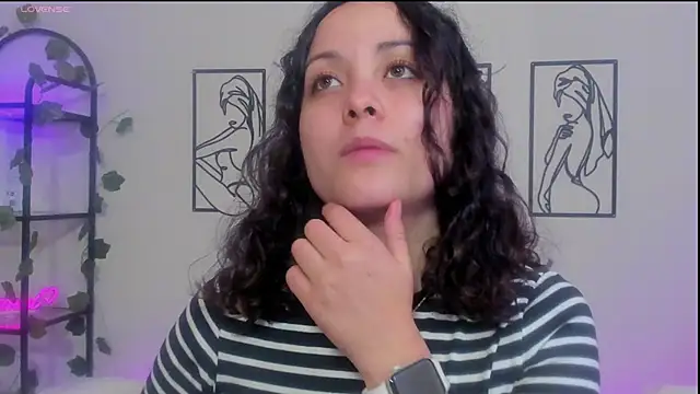 Megan Rodrigo online show from 03-10-25, 06:56