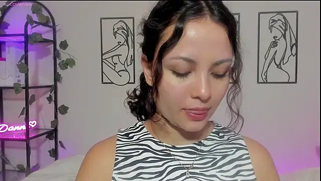 Megan Rodrigo online show from 03-15-25, 09:16