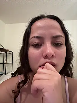 Megan Rodrigo online show from 04-16-26, 01:01