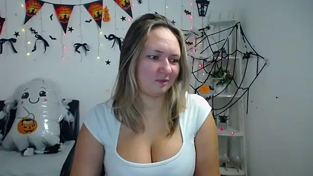 SallyVerda online show from 10-27-25, 06:23