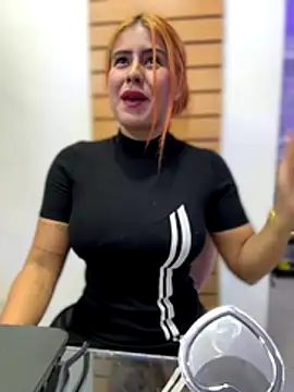 Amber Martins  online show from 11-20-25, 10:53