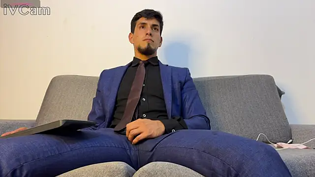 Tom blunt96 online show from 04-14-26, 11:11