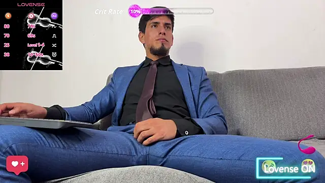 Snapshot of Tom_blunt96 chatting on 05-02-26, 02:22 Tom blunt96 online show from 05-02-26, 02:22