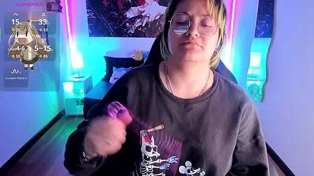 lucky-leah online show from 09-24-25, 04:16