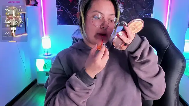 lucky-leah online show from 11-12-25, 04:46