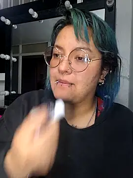 lucky-leah online show from 05-23-26, 03:56