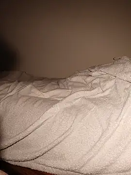 Snapshot of niesmialy39oon chatting on 03-18-26, 11:19 niesmialy39oon online show from 03-18-26, 11:19