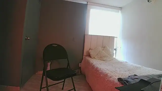 Snapshot of arteverena chatting on 03-01-25, 09:04 arteverena online show from 03-01-25, 09:04