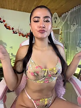 Violetta kim1 online show from 10-13-25, 05:57