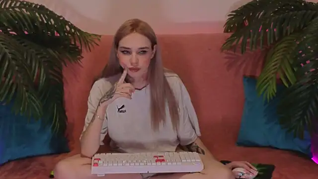 StellaSweetness online show from 02-24-25, 02:58