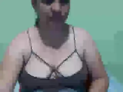 Snapshot of sonia__milk chatting on 05-23-26, 11:53 sonia milk online show from 05-23-26, 11:53