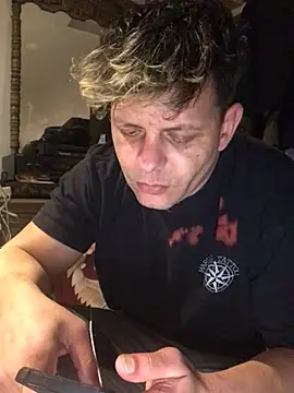 Phelyxx elgato online show from 03-20-25, 12:43