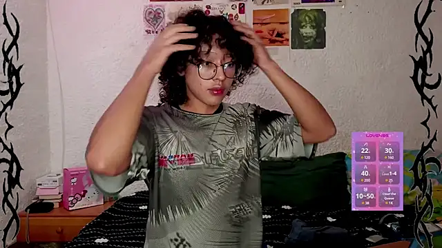 Snapshot of angelsdustxxx chatting on 12-19-24, 04:23 angelsdustxxx online show from 12-19-24, 04:23