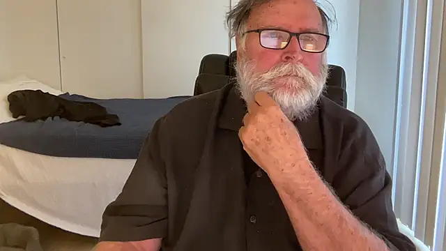 Drummajor online show from 03-24-26, 05:29