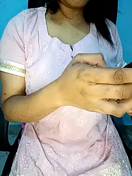 Snapshot of Dayna-36 chatting on 12-27-24, 04:32 Dayna-36 online show from 12-27-24, 04:32