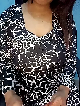 Snapshot of Dayna-36 chatting on 12-27-24, 08:28 Dayna-36 online show from 12-27-24, 08:28