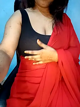 Snapshot of Dayna-36 chatting on 02-21-25, 05:09 Dayna-36 online show from 02-21-25, 05:09