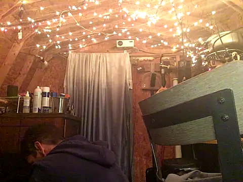 Haztogo4me online show from 10-21-25, 04:13