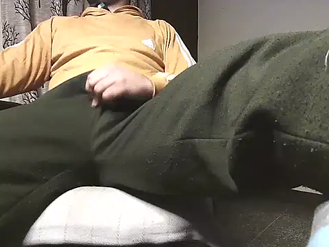 Snapshot of Bigdstar007 chatting on 01-01-25, 07:43 Bigdstar007 online show from 01-01-25, 07:43