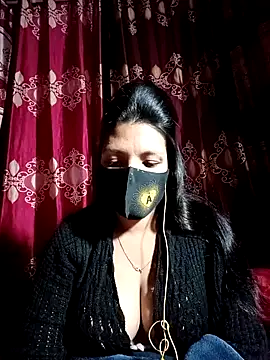 Snapshot of Depte- chatting on 02-07-25, 12:28 Depte- online show from 02-07-25, 12:28