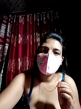 Snapshot of Depte- chatting on 02-18-25, 11:19 Depte- online show from 02-18-25, 11:19