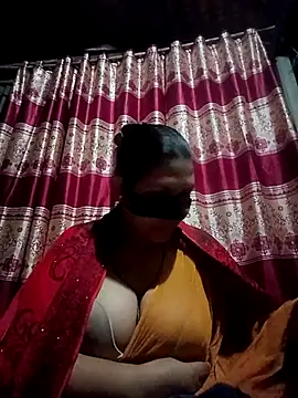 Snapshot of Depte- chatting on 11-17-25, 11:32 Depte- online show from 11-17-25, 11:32