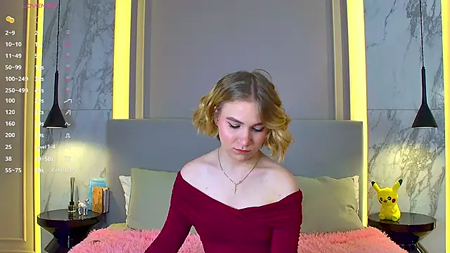 Snapshot of EllenaGreen chatting on 01-25-25, 05:51 EllenaGreen online show from 01-25-25, 05:51