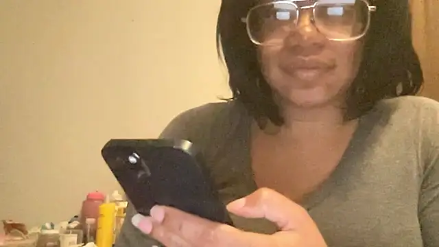 MommyConfident online show from 01-10-26, 02:46