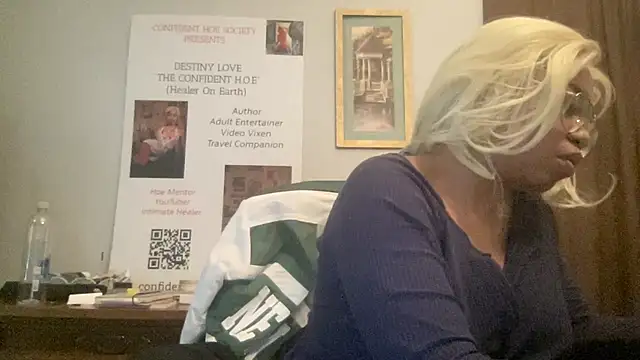 MommyConfident online show from 04-25-26, 06:16