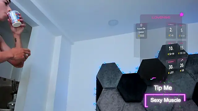 AmberAdams  online show from 03-13-25, 04:23