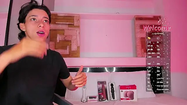 AmberAdams  online show from 04-01-26, 02:14