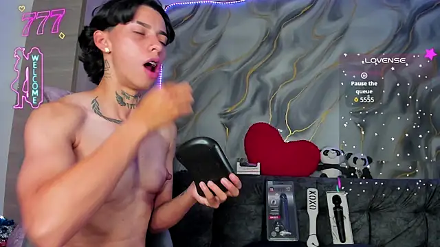 AmberAdams  online show from 04-21-26, 02:51