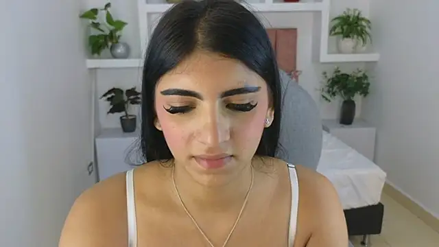 Snapshot of maiaa_ruiz chatting on 06-03-26, 01:25 maiaa ruiz online show from 06-03-26, 01:25